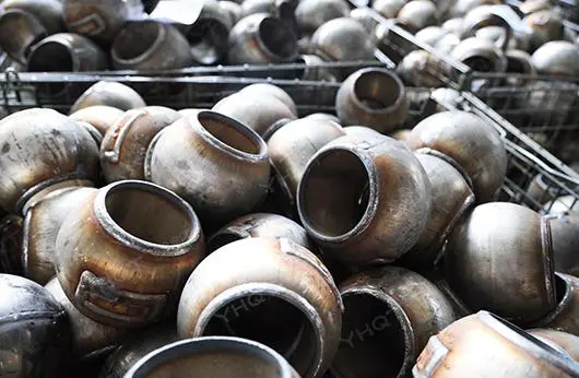 What are the methods for forging the blank of the ball valve ball body?